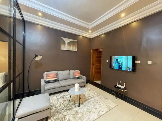 STUDIO MEUBLÉ A LOUER SICAP FOIRE image 7