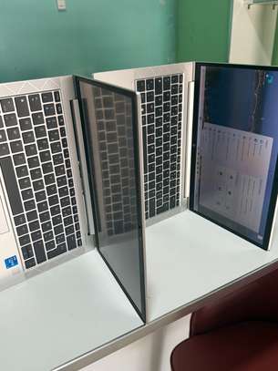 Hp elitebook 830 G8 core i5 image 4