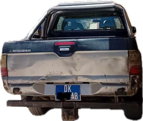 Mitsubishi L200 2007 image 3