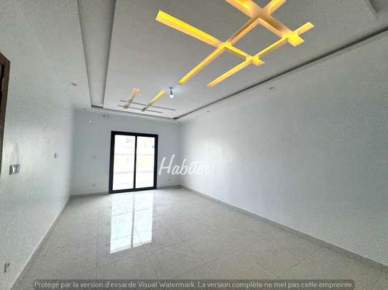 Appartement à louer à sacré coeur 3 image 1