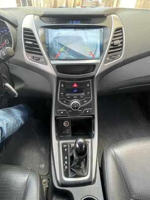 Hyundai Avante 2014 image 9
