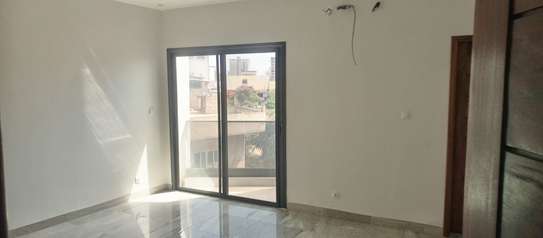 APPARTEMENT NEUF STANDING NGOR ALMADIES image 2