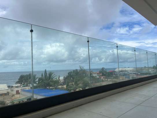 CHIC APPARTEMENT SUR LA CORNICHE image 2