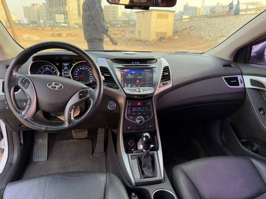 Hyundai avante image 13