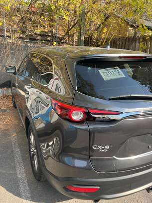 Mazda CX-9 gris métallisé SUV 4 portes jantes alliage image 9