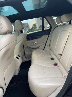 MERCEDES GLC 300 2017 image 10