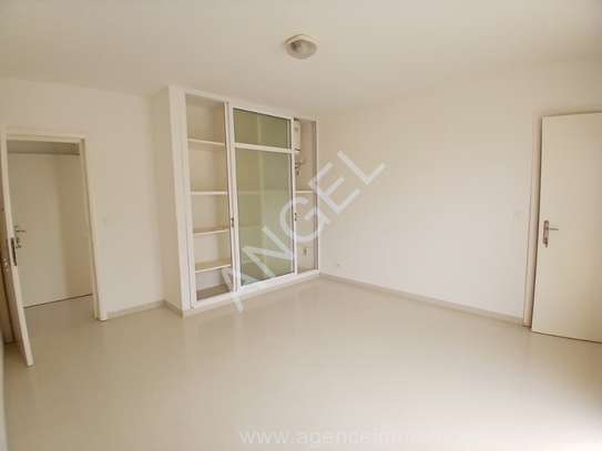Ref_2918_SEY Beau duplex pied dans l'eau à louer au virage image 4
