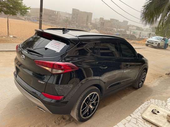 Hyundai Tucson evgt 2017 full option image 5