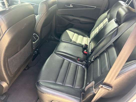 Kia Sorento 2016 image 8