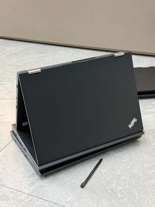 Lenovo Thinkpad x380 Yoga image 5