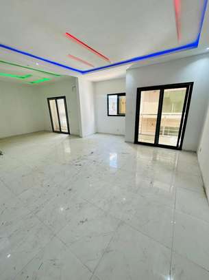 APPARTEMENT F4 À LOUER – ALMADIES RECASEMENT image 2