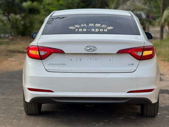 Hyundai sonata 2016 image 9