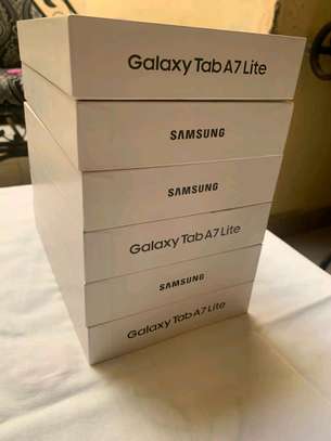 Samsung Galaxy Tab A7 Lite scellé image 5