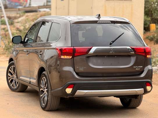 MITSUBISHI OUTLANDER 2017 7places image 5