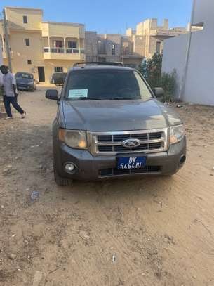 Ford escape image 1