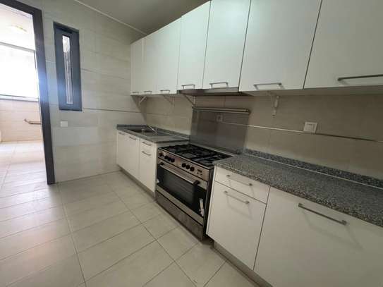 Appartement F4 à louer à Fann Mermoz sur la corniche image 12