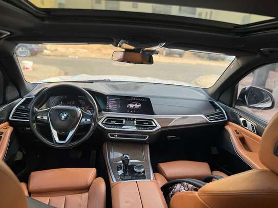 Bmw x5 2019 image 11