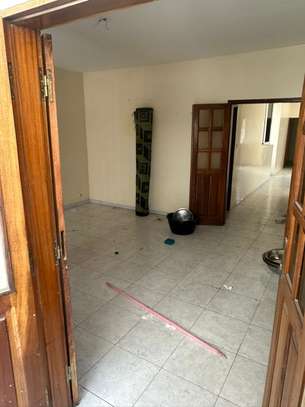 Deux chambres à louer par mois image 3