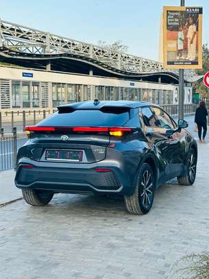 Toyota C-hr 2024 image 8