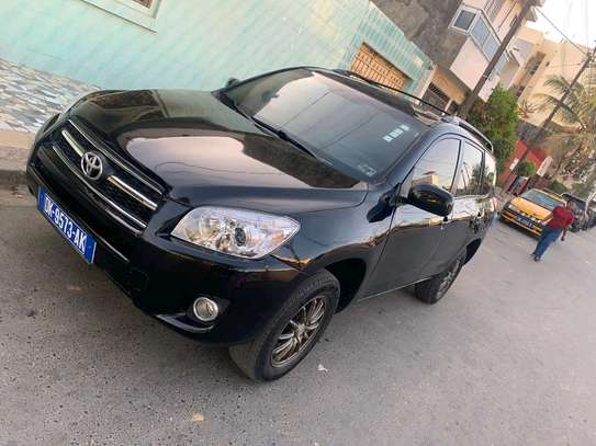 TOYOTA RAV4 image 2