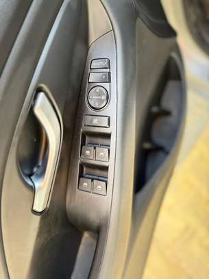 HYUNDAI I30 2017 image 8