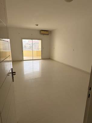 Appartement lumineux et spacieux à louer image 9