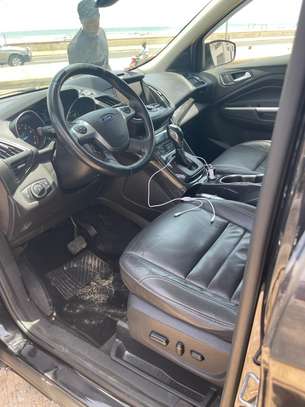 Ford Escape image 3
