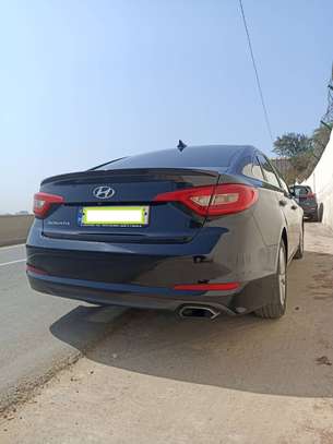 HYUNDAI SONATA AUTOMATIQUE ESSENCE image 9