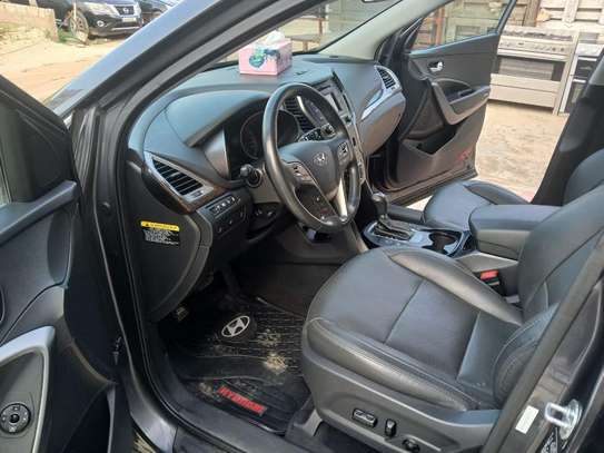 LOCATION HYUNDAI SANTA FE AUTOMATIQUE/ESSENCE image 5