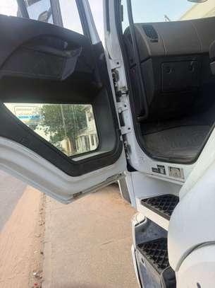 Renault Kerax 2015 image 8