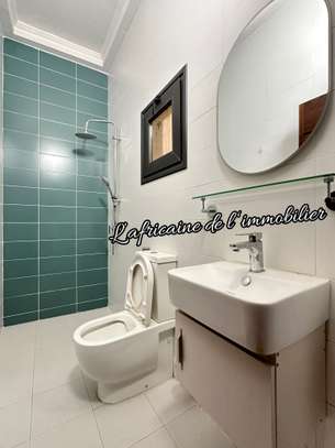 Appartement F4 à louer – Mamelles, corniche image 11