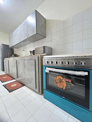 Studio haut standing avec jacuzzi au virage image 8