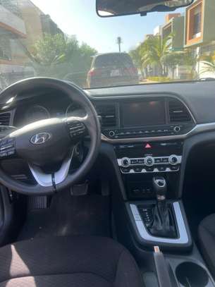 HYUNDAI ELANTRA 2020 image 2