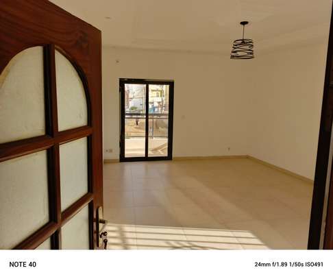 Appartement à louer à la citée fadia image 3
