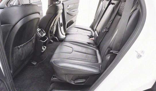 Hyundai Santafe 2019 image 9