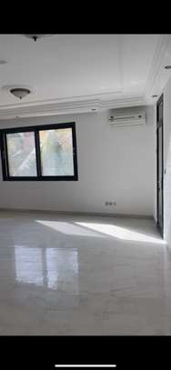 Appartement spacieux et de standing à louer à Ngor image 11
