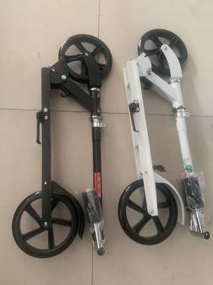 Trottinette adulte à grandes roues image 3