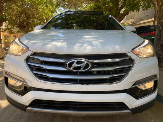 Hyundai Santa Fe 2016 image 1
