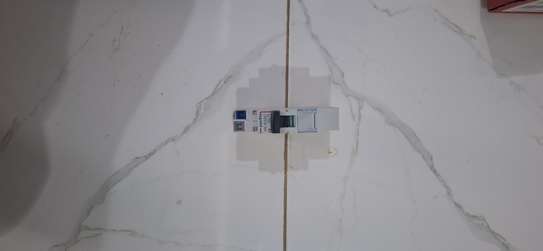 Matériel électrique image 1