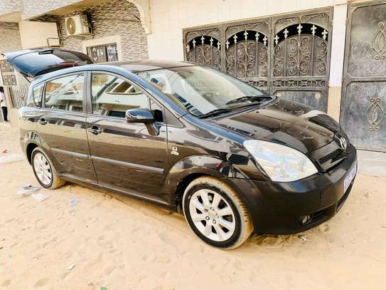 Toyota verso 2009 image 2