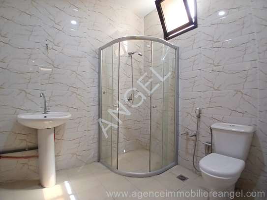 Ref_2899_SEY Appartement duplex  à louer à Mermoz image 15