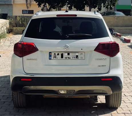 Suzuki vitara image 4