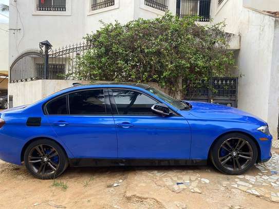 BMW Série 3  2014 image 6