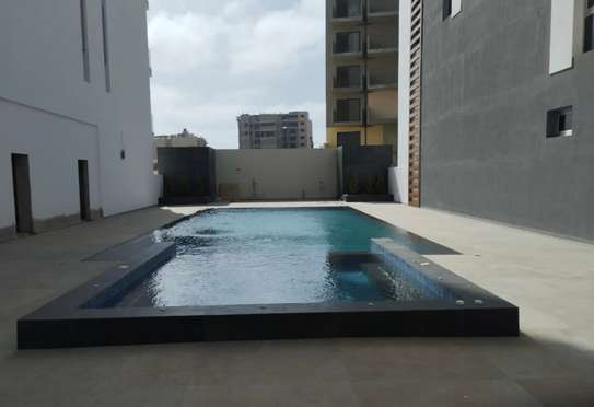 Apparemment almadies 4 chambre image 1