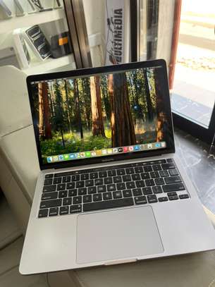 Pro 2020 i5 16/512 image 4
