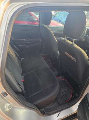 Mitsubishi rvr image 2