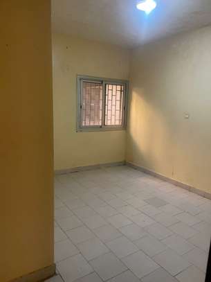 Appartement F3 à louer à sacré-cœur 3 image 4