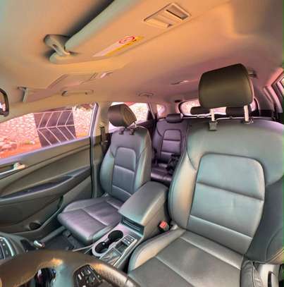 Hyundai Tucson image 11