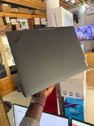Lenovo P16s Gen 4   AMD RYZEN 7 /  32GB / 1T SSD image 6