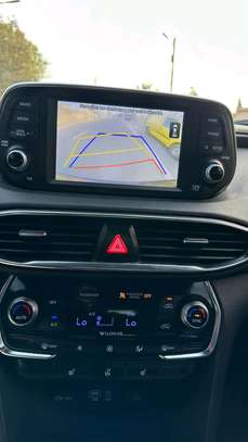 Hyundai Santafe htrac 2019 automatique essence 4×4 image 5